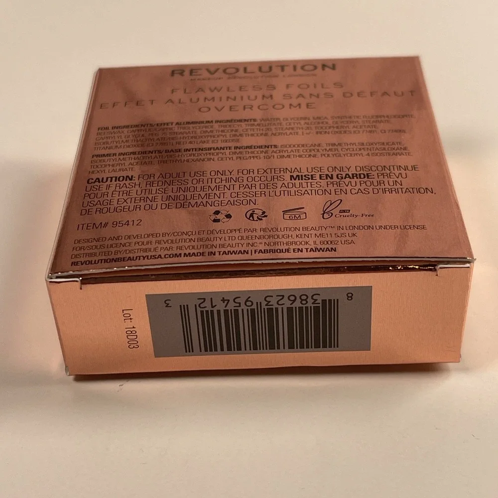 REVOLUTION Flawless Foils Eyeshadow Palette Overcome (Brown)